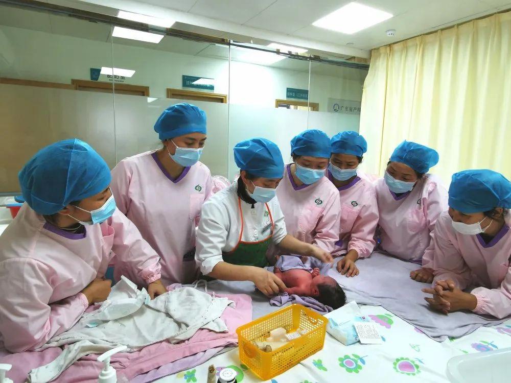 巨鹿县妇婴监护型护送